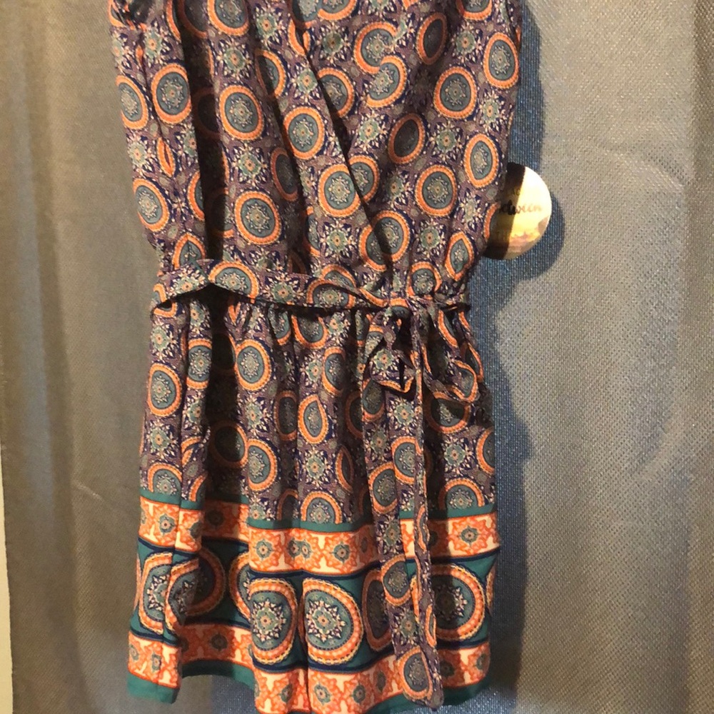 Multi colored Romper - Picture 3 of 3